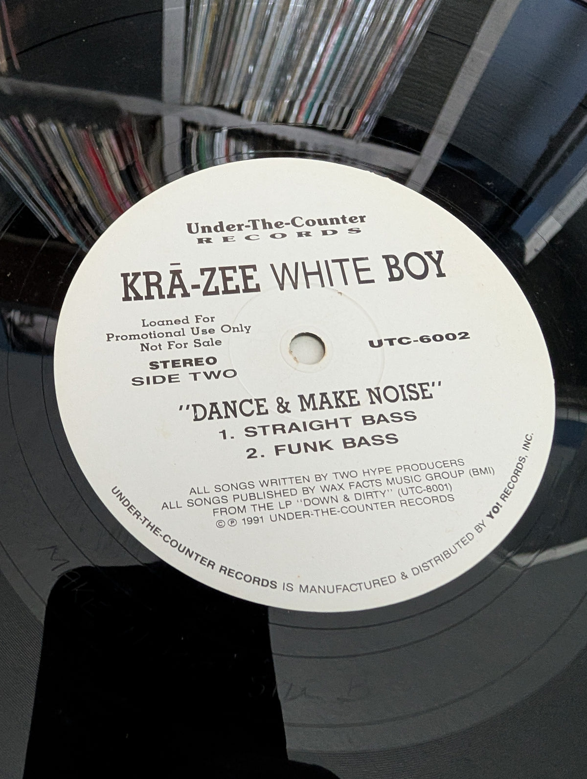 Kra-Zeee White Boy – Dance and Make Noise